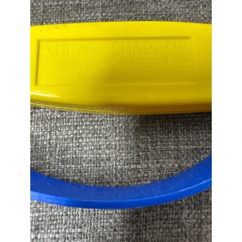 Shear Sharp Handheld Non Slip Grip Compact Scissor Sharpener Lightweight